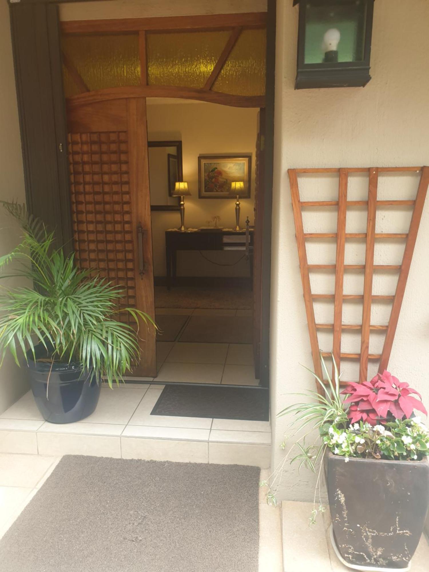 125 On Van Buuren Road Guest House Johannesburg Exteriör bild