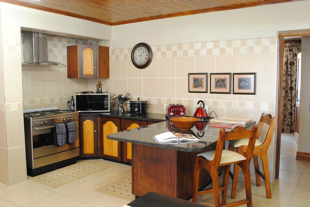125 On Van Buuren Road Guest House Johannesburg Exteriör bild